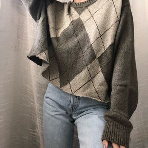 Vintage Geoffrey Beene long sleeve frat sweater